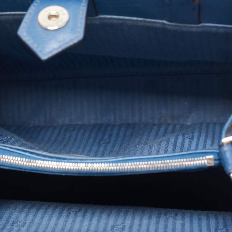 Pre Owned Fendi Blue Leather Mini 2jours Tote