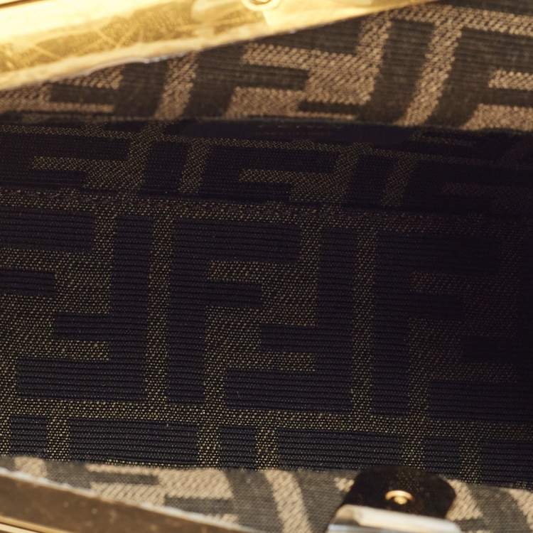 Pre Owned Fendi Beige Leather Small First Clutch
