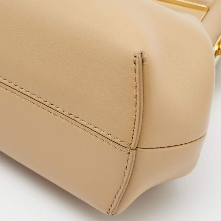 Pre Owned Fendi Beige Leather Small First Clutch