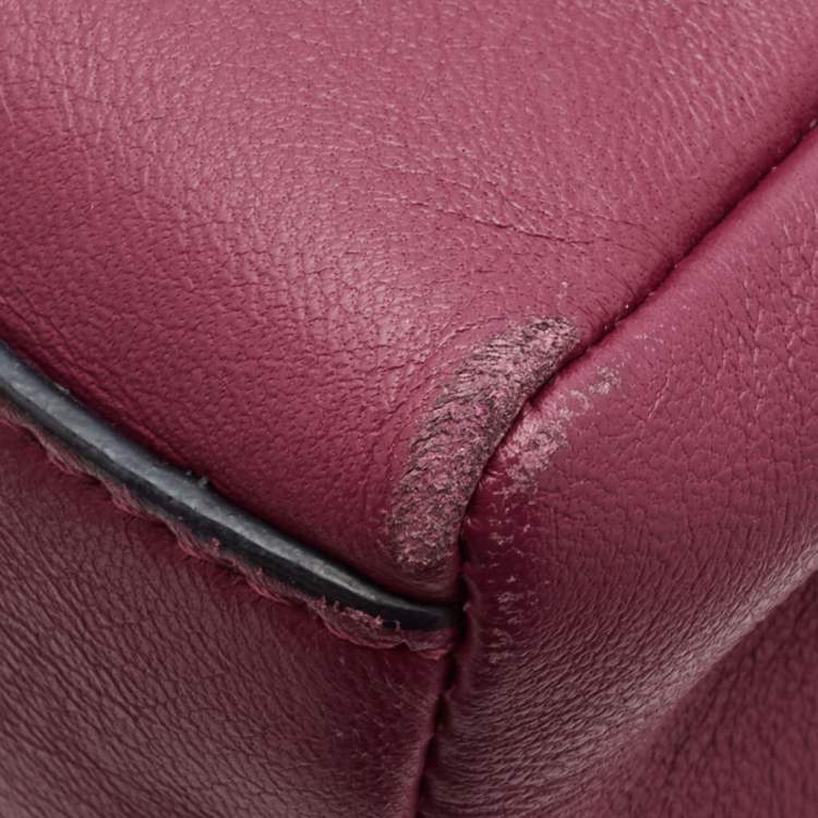 Pre Owned Fendi Fuchsia Leather Micro Peekaboo Crossbody Bag