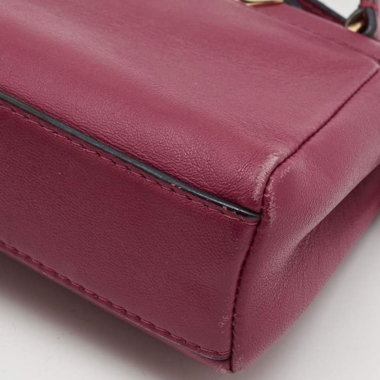 Pre Owned Fendi Fuchsia Leather Micro Peekaboo Crossbody Bag