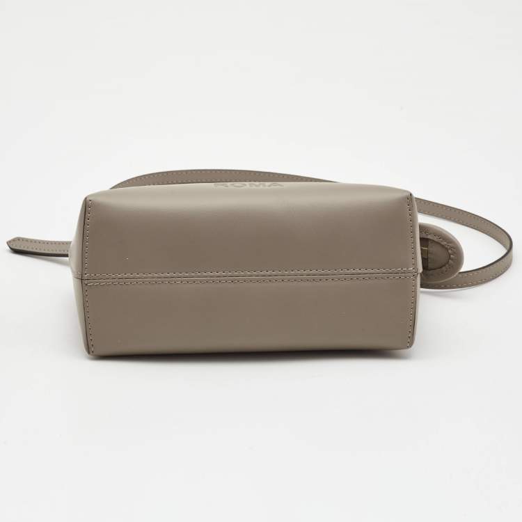 Pre Owned Fendi Beige Leather Mini By The Way Tote