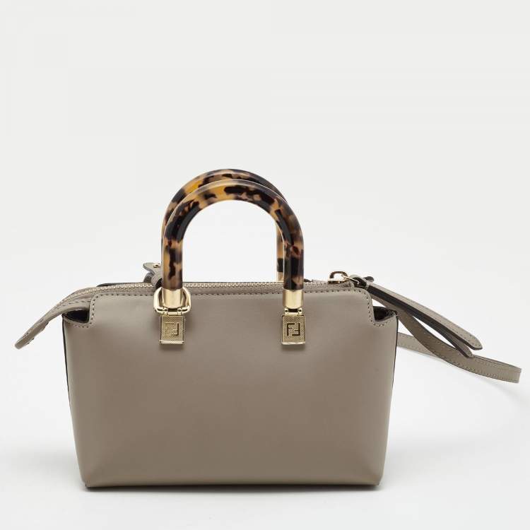 Pre Owned Fendi Beige Leather Mini By The Way Tote