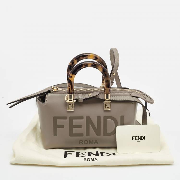 Pre Owned Fendi Beige Leather Mini By The Way Tote
