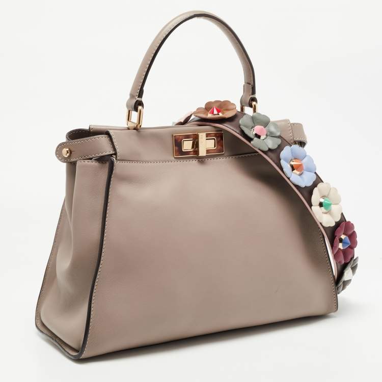 Pre Owned Fendi Beige Leather and Plexiglass Regular Peekaboo Top Handle Bag