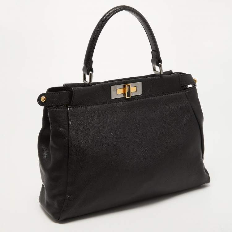 Pre Owned Fendi Black Leather Medium Peekaboo Top Handle Bag
