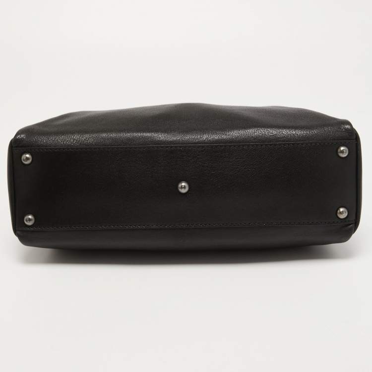 Pre Owned Fendi Black Leather Medium Peekaboo Top Handle Bag