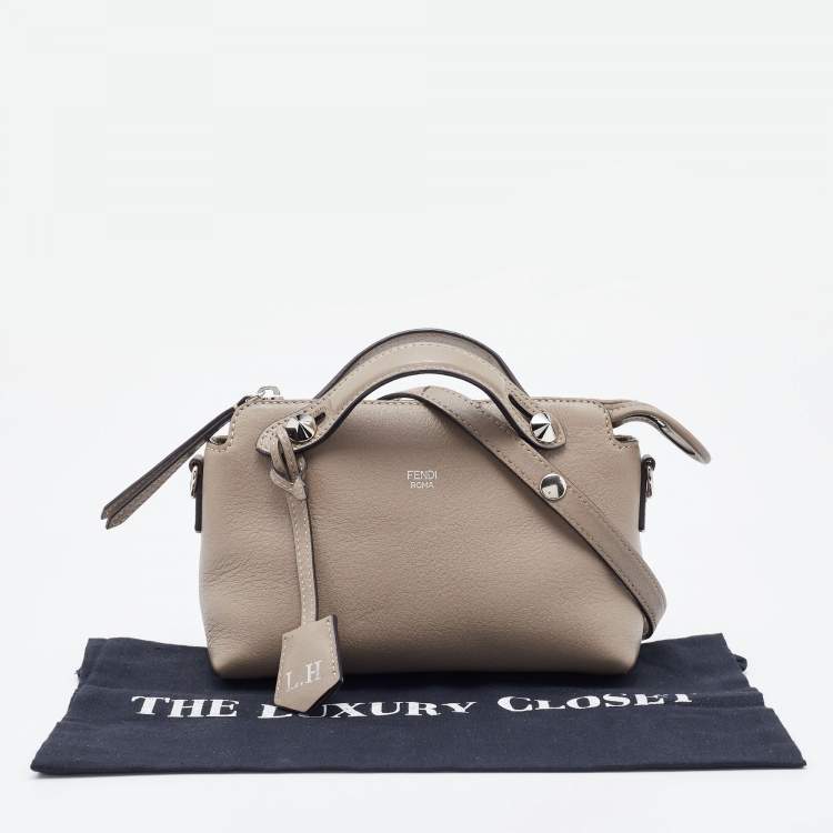 Pre Owned Fendi Beige Leather Mini By The Way Crossbody Bag