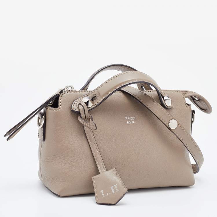 Pre Owned Fendi Beige Leather Mini By The Way Crossbody Bag