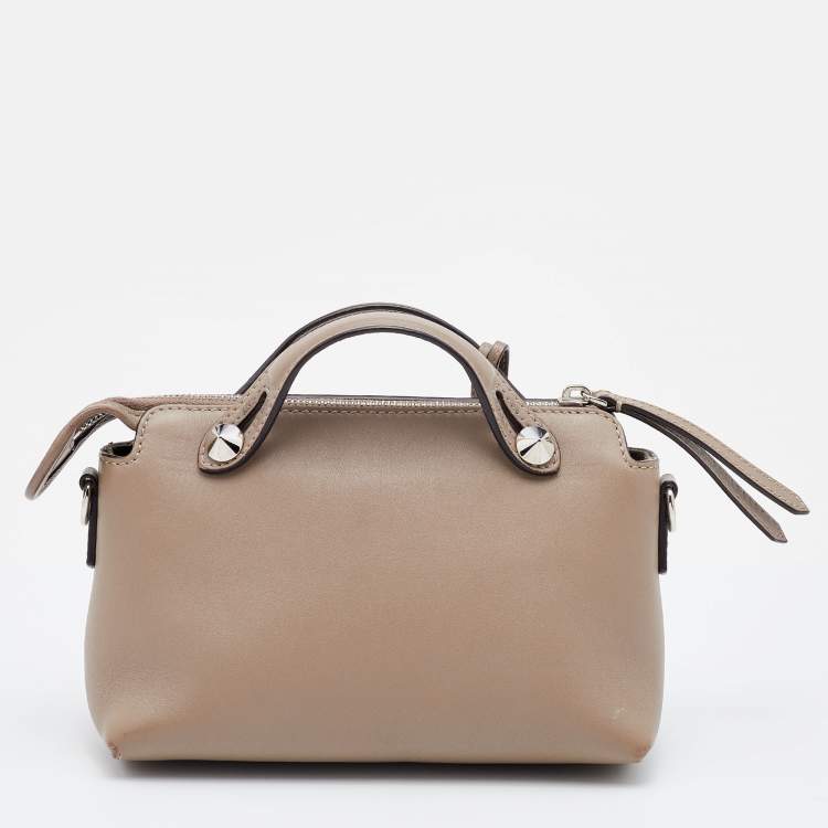 Pre Owned Fendi Beige Leather Micro By The Way Crossbody Bag