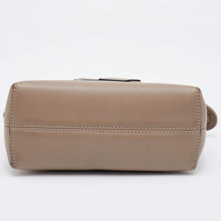 Pre Owned Fendi Beige Leather Micro By The Way Crossbody Bag