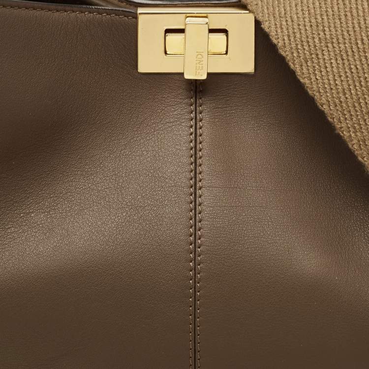 Pre Owned Fendi Dark Brown Leather Medium Peekaboo X Lite Top Handle Bag