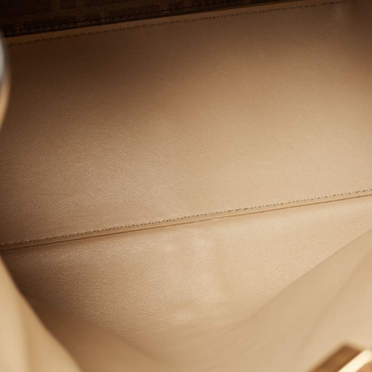 Pre Owned Fendi Dark Brown Leather Medium Peekaboo X Lite Top Handle Bag