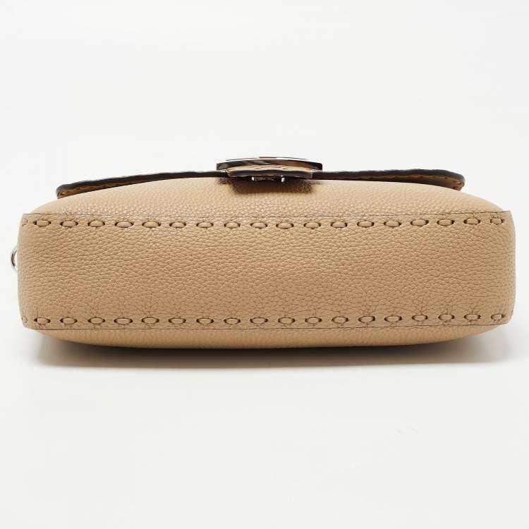 Pre Owned Fendi Beige Selleria Leather Baguette Shoulder Bag