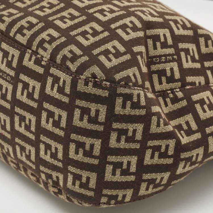 مملوكة مسبقًا Fendi Dark Brown Zucchino Canvas Shoulder Bag