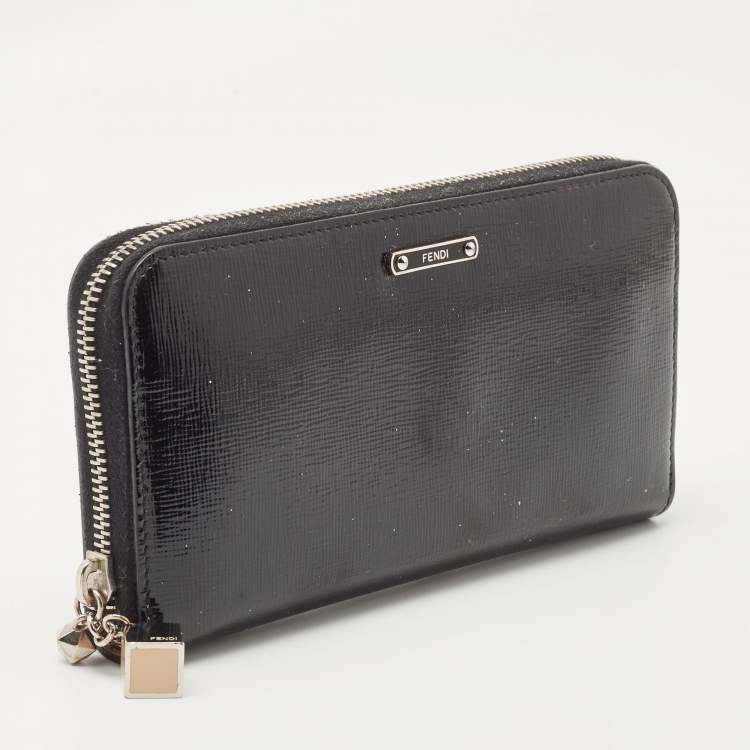 Pre Owned Fendi Black Patent Leather Zip Around Wallet