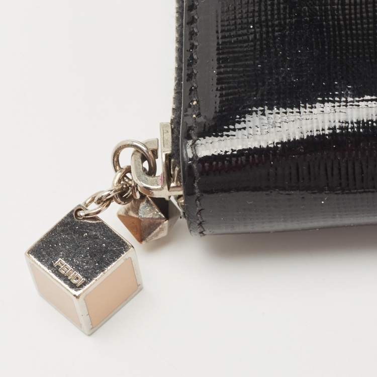 Pre Owned Fendi Black Patent Leather Zip Around Wallet