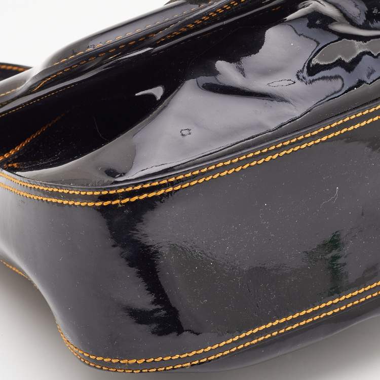 Pre Owned Fendi Black Patent Leather B Shoulder Bag