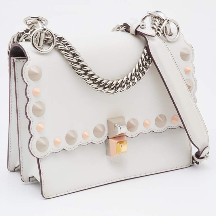 Pre Owned Fendi White Leather Small Scalloped Kan I Shoulder Bag