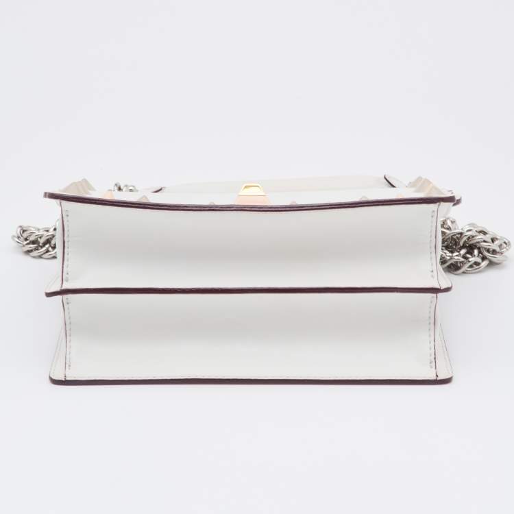 Pre Owned Fendi White Leather Small Scalloped Kan I Shoulder Bag