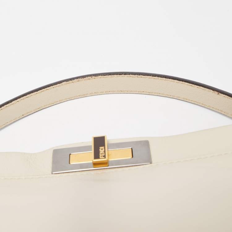 Pre Owned Fendi Cream Leather Large Peekaboo Top Handle Bag