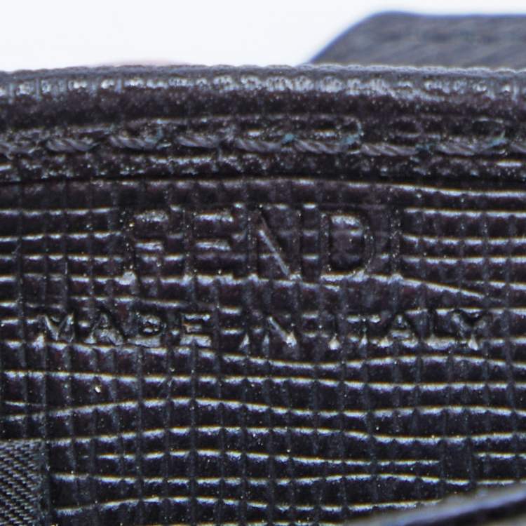 مملوكة مسبقًا Fendi Black Leather Elite Card Holder