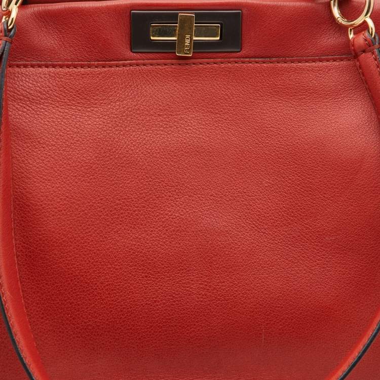 مملوكة مسبقًا  Fendi Rust Leather Large Peekaboo Iconic Top Handle Bag