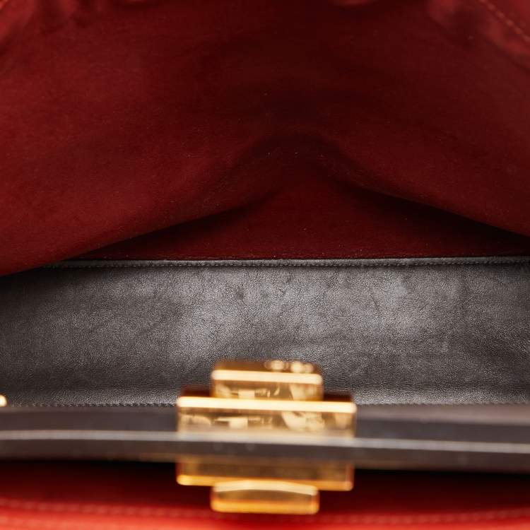 مملوكة مسبقًا  Fendi Rust Leather Large Peekaboo Iconic Top Handle Bag