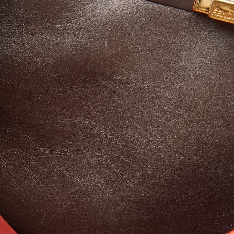 مملوكة مسبقًا  Fendi Rust Leather Large Peekaboo Iconic Top Handle Bag