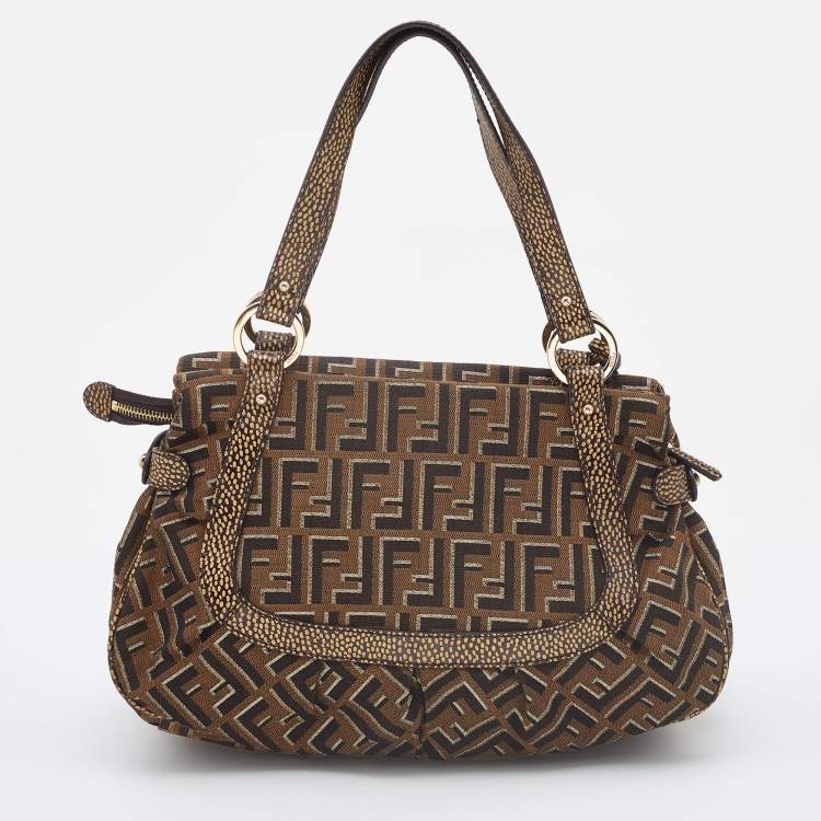 مملوكة مسبقًا Fendi Brown/Gold Zucca Canvas and Leather Chef Shoulder Bag