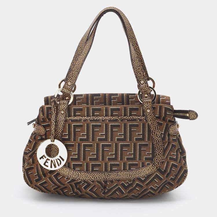 مملوكة مسبقًا Fendi Brown/Gold Zucca Canvas and Leather Chef Shoulder Bag