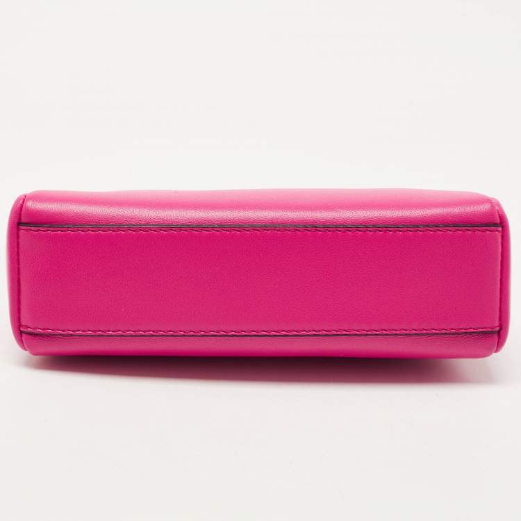 Pre Owned Fendi Fuchsia Leather Micro Peekaboo Crossbody Bag