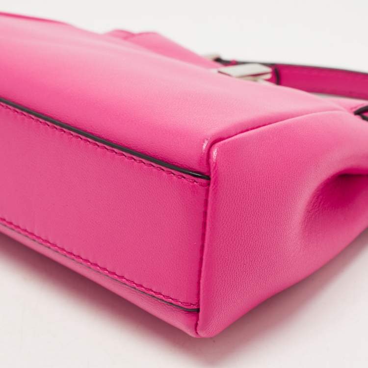 Pre Owned Fendi Fuchsia Leather Micro Peekaboo Crossbody Bag