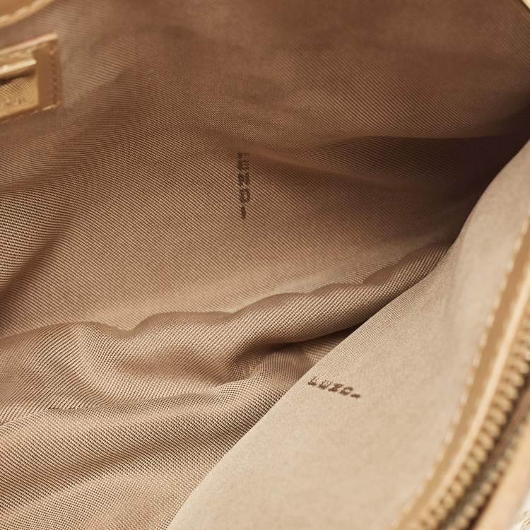 Pre Owned Fendi Beige/White Zucca Raffia and Leather FF Flap Hobo