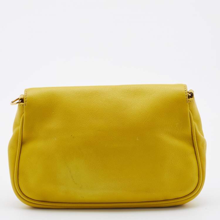 Pre Owned Fendi Yellow Leather Fendista Pochette Crossbody Bag