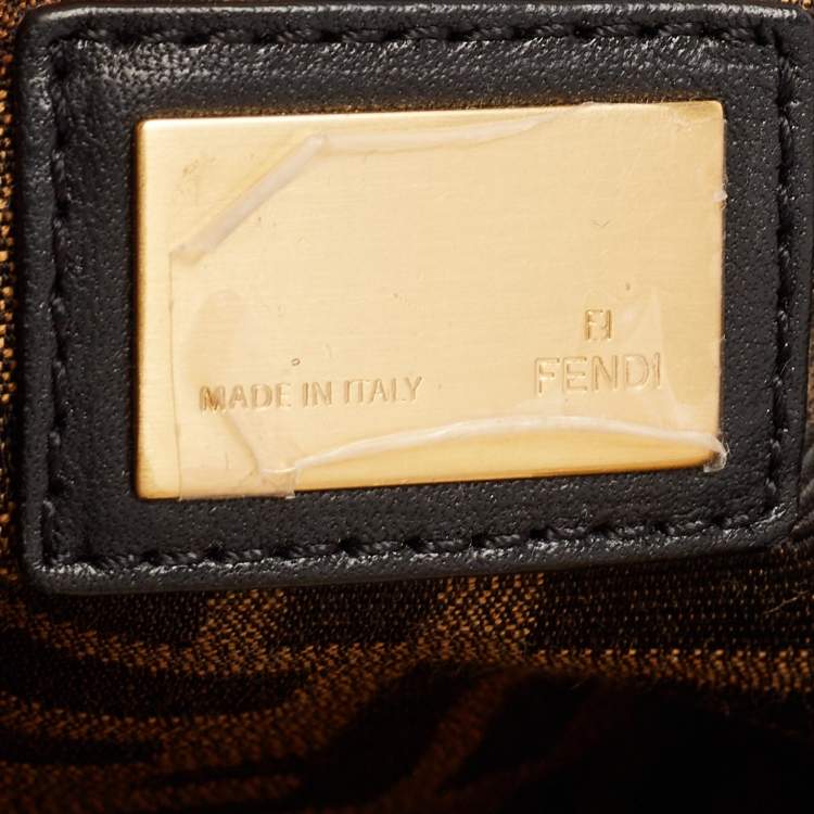 Pre Owned Fendi Black Leather Large Peekaboo Top Handle Bag