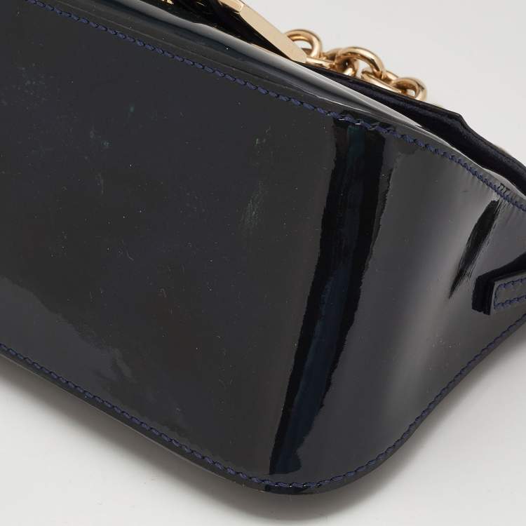 Pre Owned Fendi Blue Patent Leather Mama Chain Baguette Bag