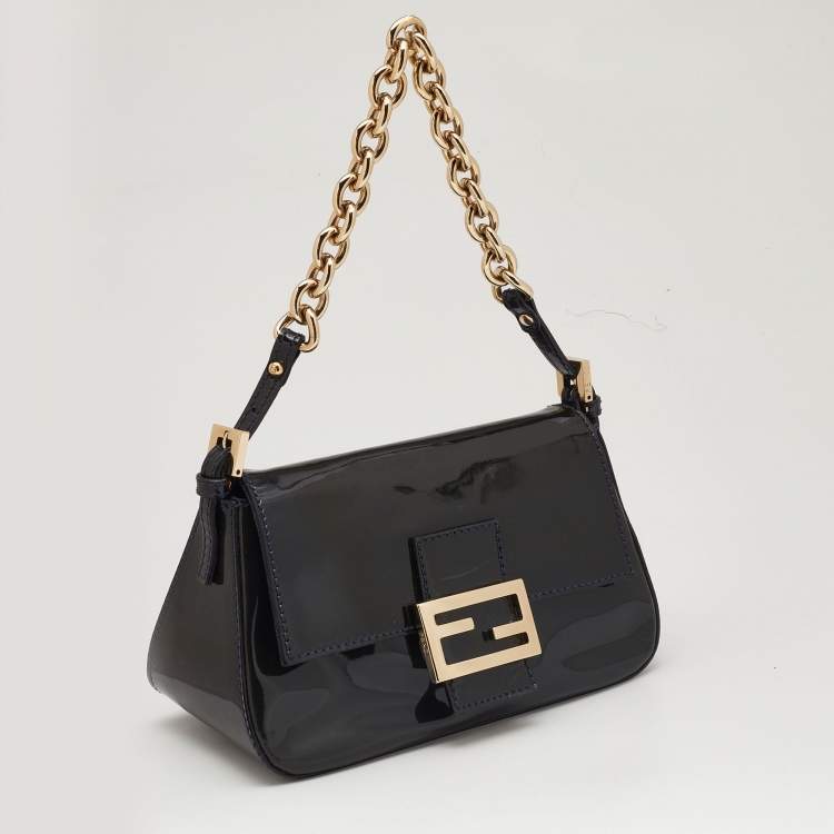 Pre Owned Fendi Blue Patent Leather Mama Chain Baguette Bag