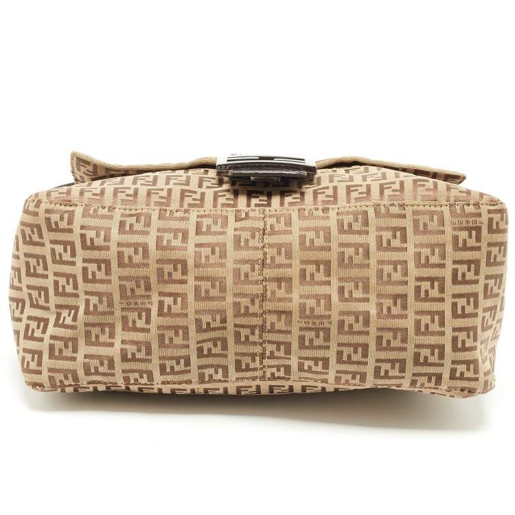 Pre Owned Fendi Beige/Brown Zucchino Canvas and Leather Mama Baguette Bag