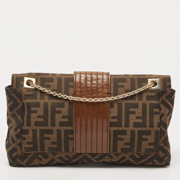 Pre Owned Fendi Brown/Tobacco Zucca Canvas Chain Baguette Bag