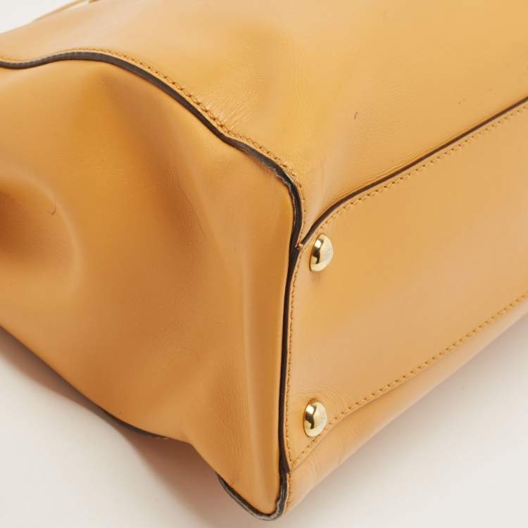 Pre Owned Fendi Mustard Leather Medium Peekaboo Top Handle Bag