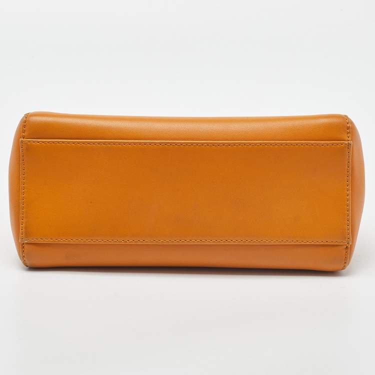 مملوكة مسبقًا Fendi Mustard Leather Mini Peekaboo Top Handle Bag