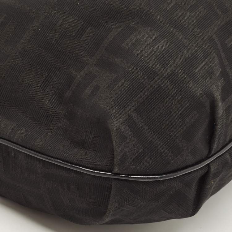 Pre Owned Fendi Black Zucca Canvas Chef Chain Link Hobo