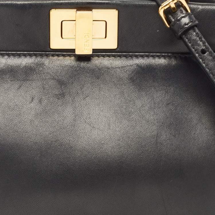 مملوكة مسبقًا Fendi Black Leather Mini Peekaboo Top Handle Bag