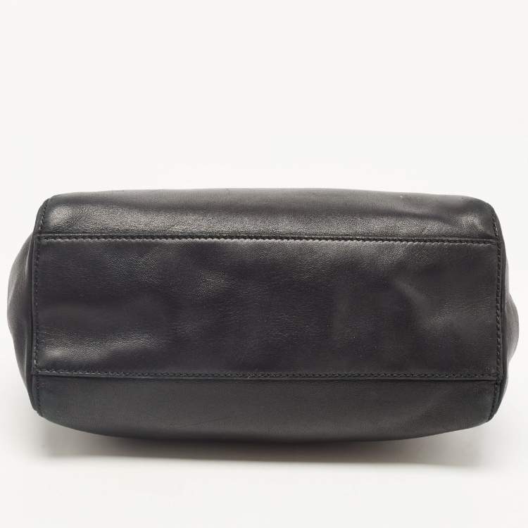 مملوكة مسبقًا Fendi Black Leather Mini Peekaboo Top Handle Bag