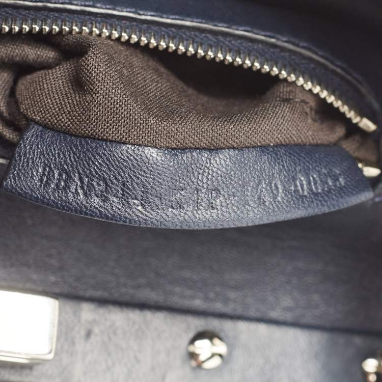 مملوكة مسبقًا Fendi Navy Blue Leather Mini Peekaboo Top Handle Bag