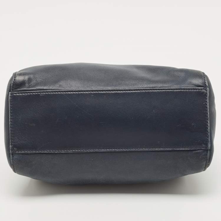 مملوكة مسبقًا Fendi Navy Blue Leather Mini Peekaboo Top Handle Bag