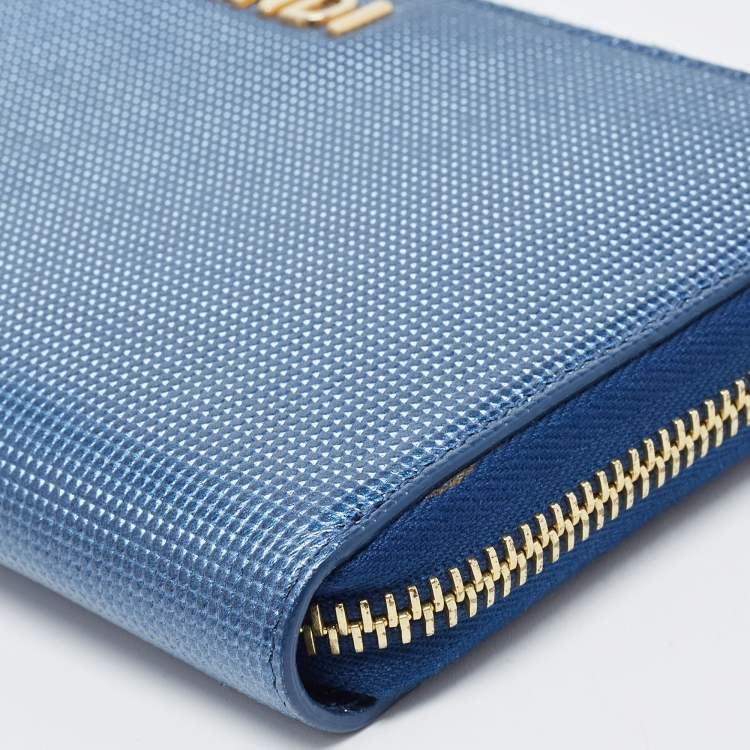 Pre Owned Fendi Metallic Blue Textured Leather Zip Around Continental Wallet