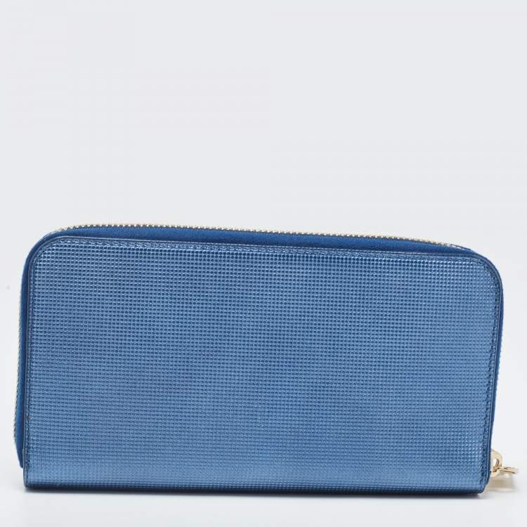 Pre Owned Fendi Metallic Blue Textured Leather Zip Around Continental Wallet