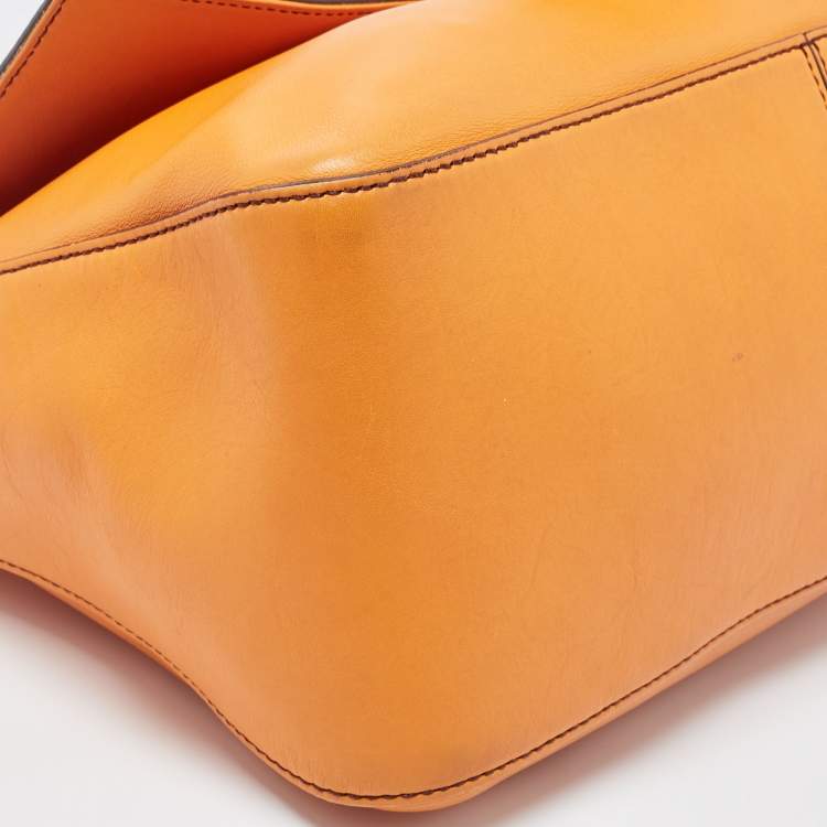 Pre Owned Fendi Orange Leather Large Mama Forever Shoulder Bag